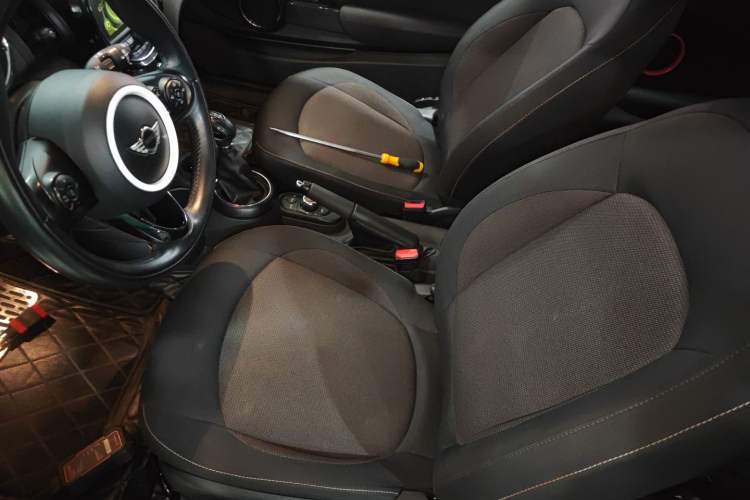 Used MINI 2014 1.2T ONE+
