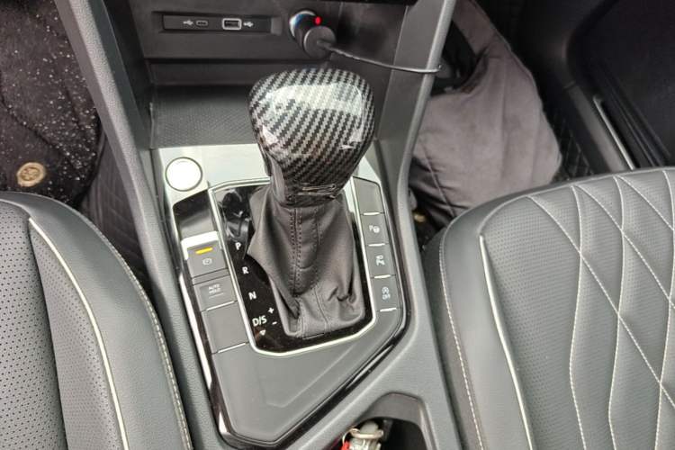 Used Volkswagen Tiguan L 2022 330TSI Automatic Two-Wheel Drive R-Line Enhanced Edition