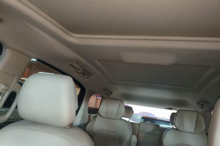 Used Buick GL8 2022 ES Landtrek 653T Luxury Edition
