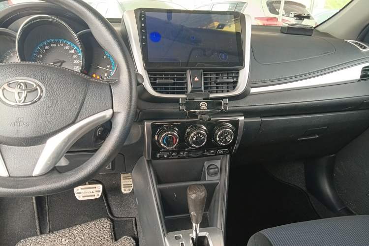 Used Toyota YARiS L Zhi Xuan 2019 1.5E CVT Dynamic Edition China VI compliant
