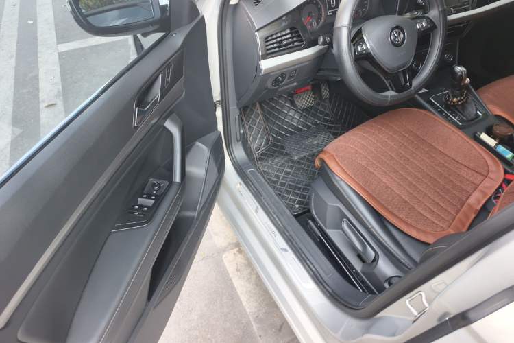 Used Volkswagen Lavida 2019 1.5L Automatic Comfort Edition China VI Standard Driver Seat