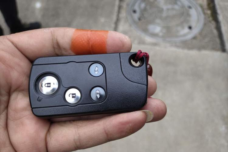 Used Honda Elysion 2015 2.4L VTi-S Prestige Edition Vehicle Key