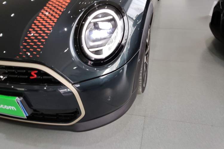 Used MINI MINI 2025 2.0T COOPER S Artist