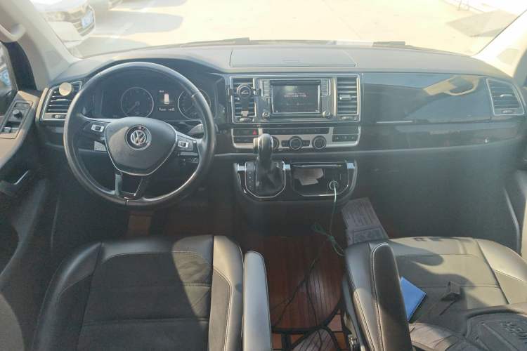 Used Volkswagen Multivan 2018 2.0 TSI Two-Wheel-Drive Luxury Edition 7 Seats