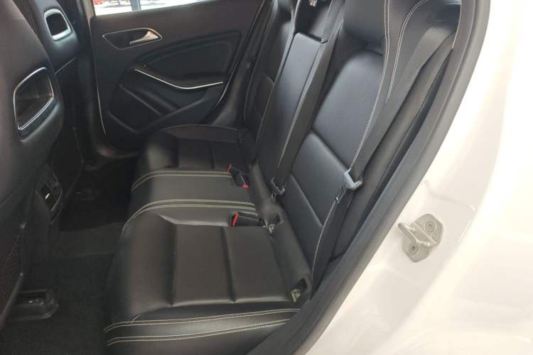Used Mercedes-Benz GLA 2016 GLA 200 Sport Edition Left Rear Seat