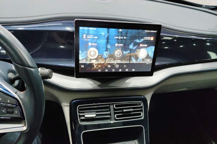 Used BYD Qin PLUS 2021 EV 400KM Luxury Model
