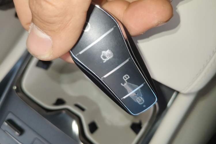 Used BYD Song L EV 2024 662 km Beyond Edition Interior 1