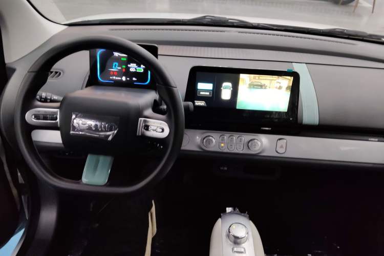 Used CHANGAN NEVO Lumin 2025 205 km Xiangqin Version
