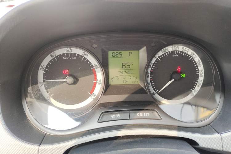 Used Skoda Fabia 2017 1.4L Automatic Car Enjoy Edition