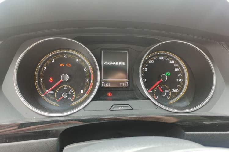 Used Volkswagen Tiguan L 2020 330TSI Automatic Two-Wheel Drive Smart Luxury Edition China VI Standard
