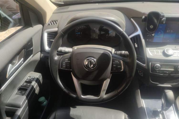 Used Dongfeng Aeolus AX7 2015 2.0L Automatic Zhiyi Trim