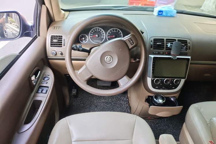 Used Buick GL8 2011 2.4L CT Comfort Edition
