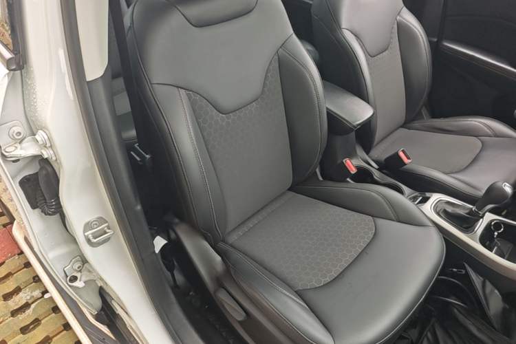 Used Jeep Compass 2020 220T Automatic Leading Edition
