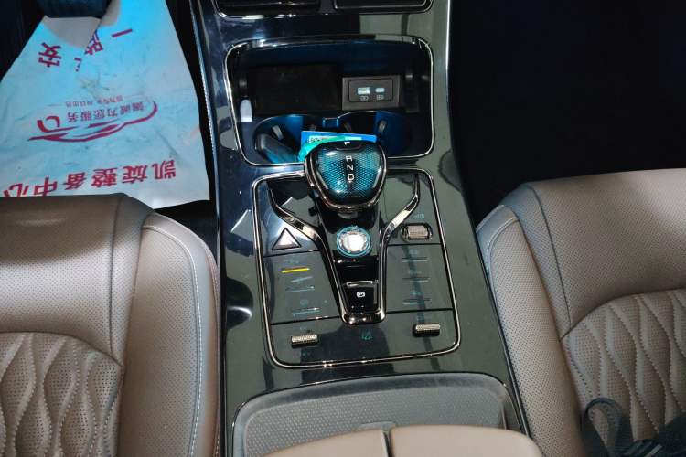 Used BYD Han 2022 DM-i 121KM Prestige Model
