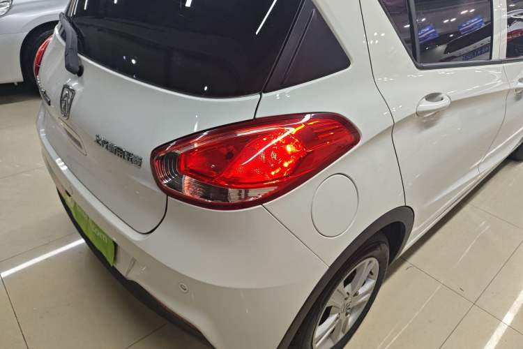 Used Baojun 310 2017 1.5L Automatic Fashion Model