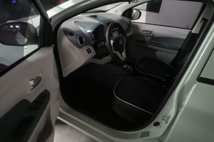 Used CHANGAN OSHAN Benni E-Star 2021 National Edition Colorful Version Lithium Iron Phosphate (31.86 kWh) Driver Seat