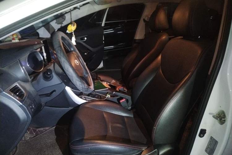 Used Hyundai Elantra (5th Generation / Langdong) 2016 1.6L Manual Luxury Model