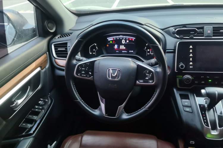 Used Honda CR-V 2021 240TURBO CVT 2WD Fashion Edition