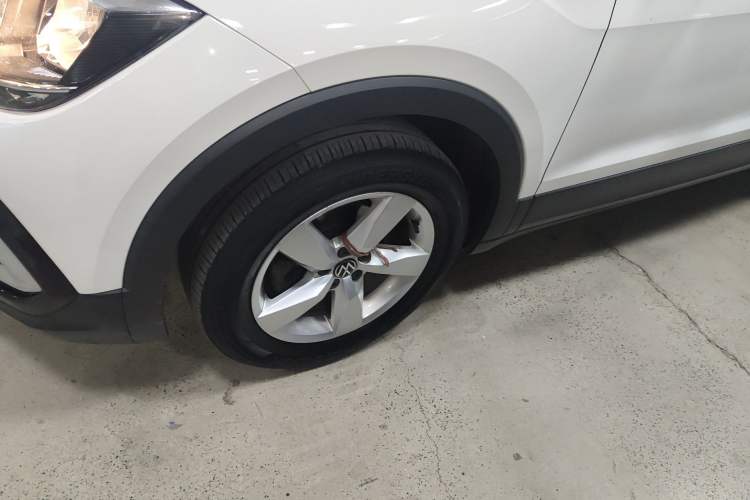 Used Volkswagen T-Cross 2022 1.5L Automatic Fashion Edition Left Front Wheel Hub