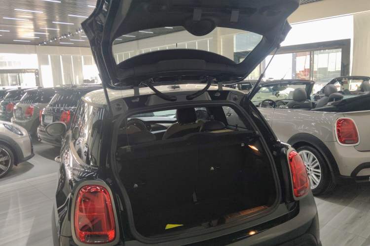 Used MINI MINI 2023 1.5T COOPER Obsession Edition
