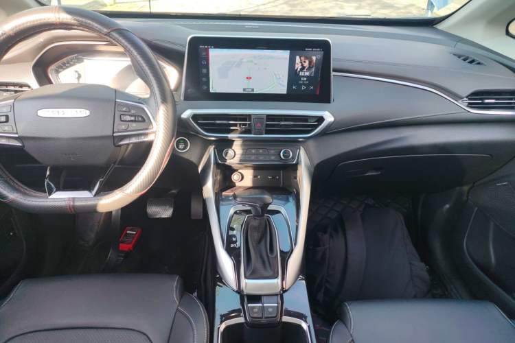 Used SAIC MAXUS G50 2019 1.5T Automatic Luxury Edition China VI Standard
