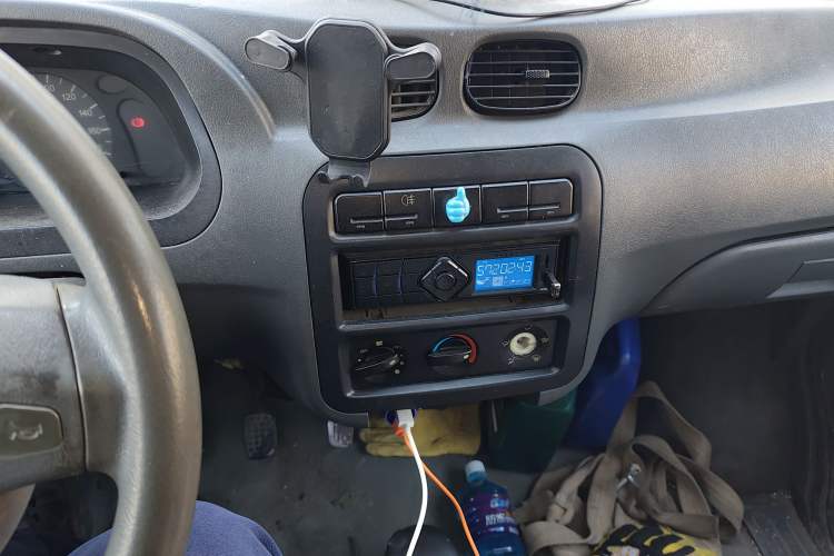 Used Wuling Zhiguang 2010 1.0L New Version Practical Short-Body L2Y