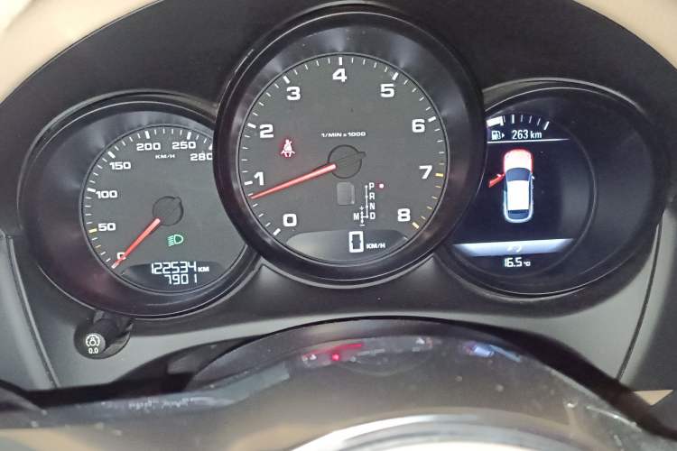 Used Porsche Macan 2014 Macan 2.0T
