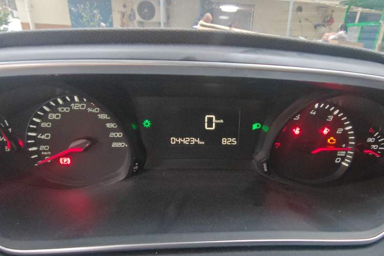 Used Peugeot 308 2018 1.6L Manual Fashion Edition