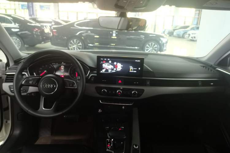 Used Audi A4L 2018 30th Anniversary Edition 40 TFSI Trendy Model