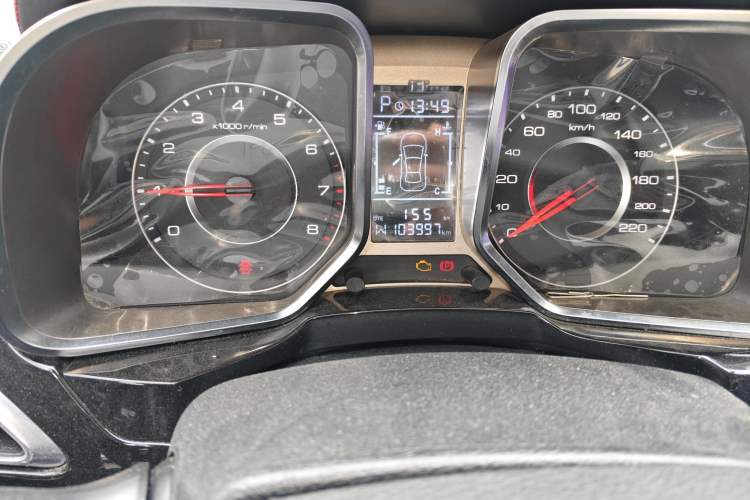 Used Zotye Domy X5 2015 1.5T CVT Landlord Edition China V Standard Odometer Close Up