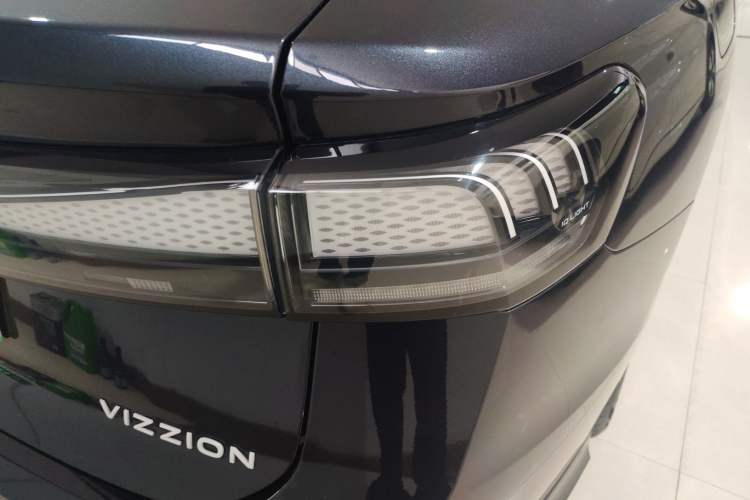 Used Volkswagen ID.7 VIZZION 2024 PRO Model Right Rear Taillight
