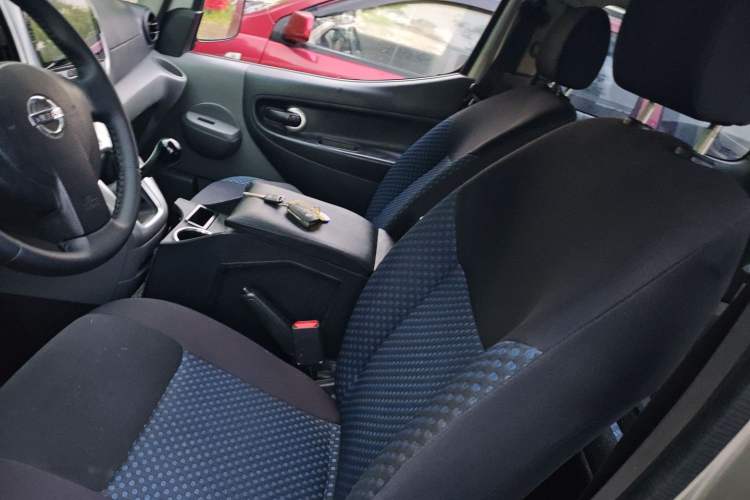 Used Nissan NV200 2012 1.6L 232 Seats Zunya Trim
