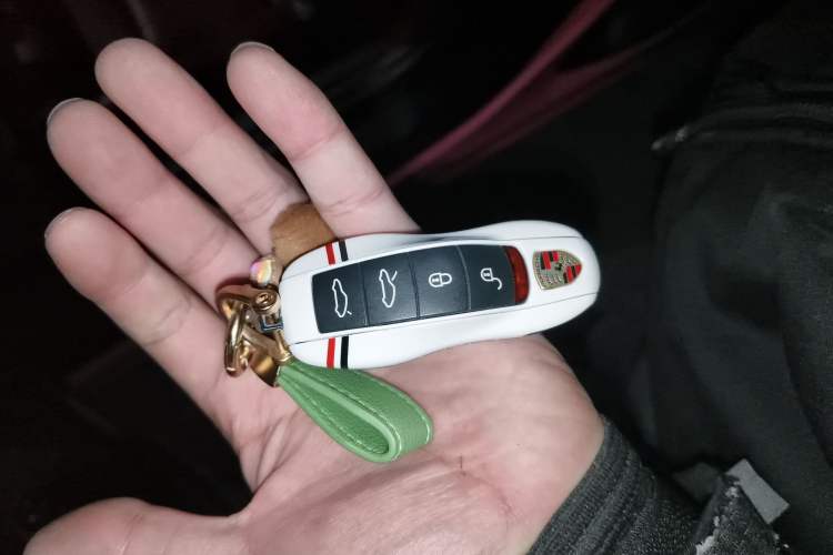 Used Porsche 718 2018 Cayman 2.0T Vehicle Key