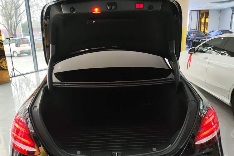 Used Mercedes-Benz E-Class 2019 Restyled E 300 L Sport Luxury Edition