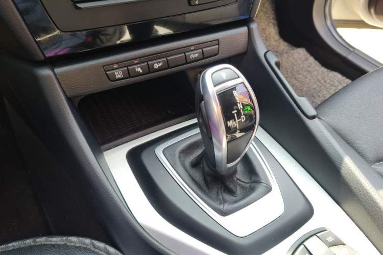 Used BMW X1 2014 sDrive18i Leading Model Gear Lever