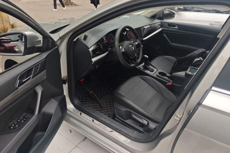 Used Volkswagen Lavida 2019 1.5L Automatic Comfort Edition China VI Standard Driver Seat