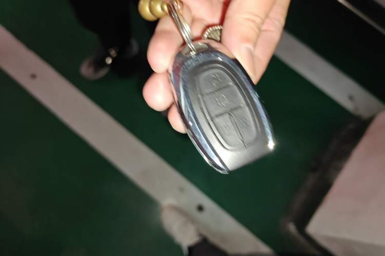 Used SAIC MAXUS G20 2020 2.0T Gasoline Automatic ZhiZun Edition