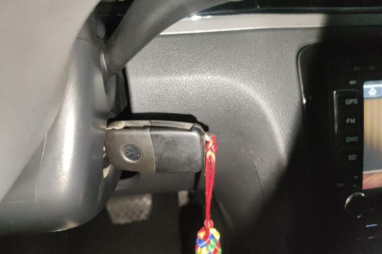 Used Volkswagen Bora 2015 Value Edition 1.6L Automatic Comfort Version
