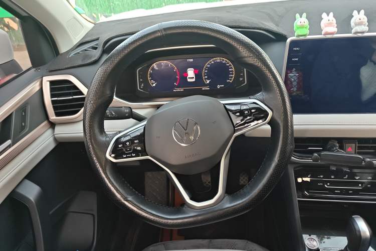 Used Volkswagen Tharu 2023 300TSI Two-Wheel-Drive Full Moon Edition
