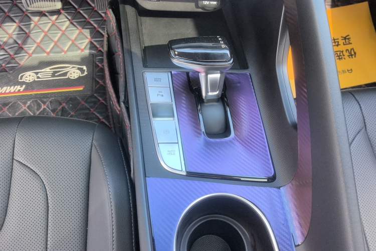 Used Hyundai Elantra 2022 1.5L CVT GLX Elite Edition Gear Lever