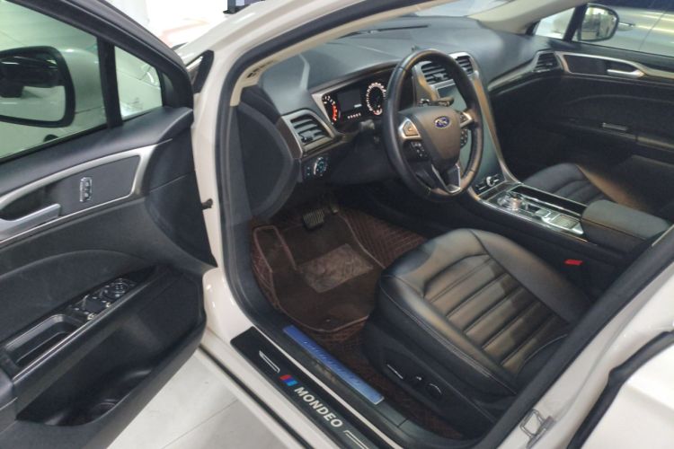 Used Ford Mondeo 2020 EcoBoost 180 Stylish Model Driver Seat