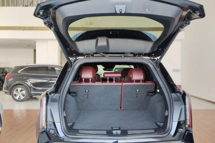 Used Cadillac XT5 2025 2.0T Platinum Edition