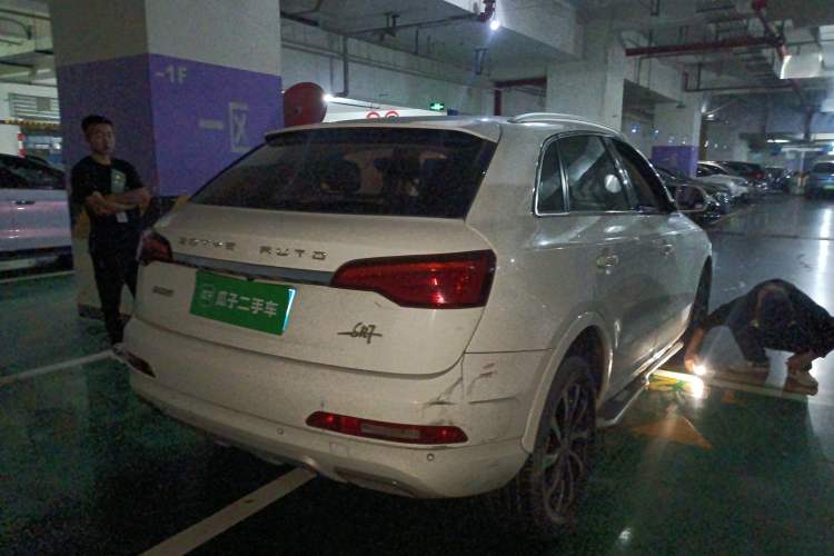Used Zotye SR7 2016 1.5T Manual Cube Heart Edition China V Standard
