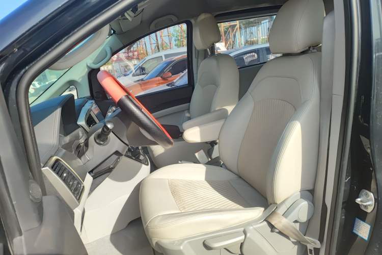 Used JAC Refine M4 2020 2.0 CTI Diesel Manual JingShang Version China VI Standard Left Front Seat