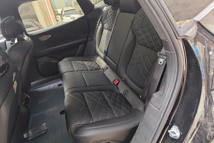 Used Lynk & Co 10 EM-P 2025 Model 240 Four-Wheel Drive Ultra
