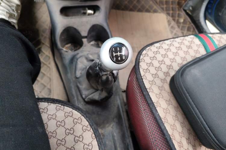 Used Baojun Lechi 2012 Revised Version 1.2L Manual Sporty Edition Dynamic Type