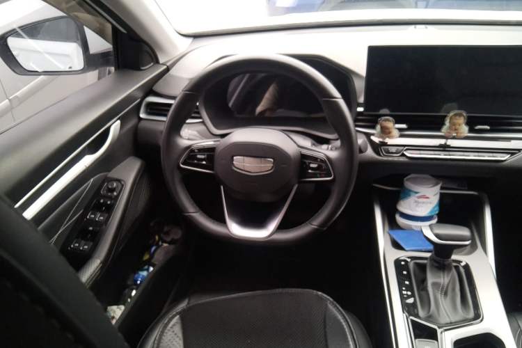 Used Geely Auto Emgrand 2025 4th Generation 1.5L CVT Longteng Edition