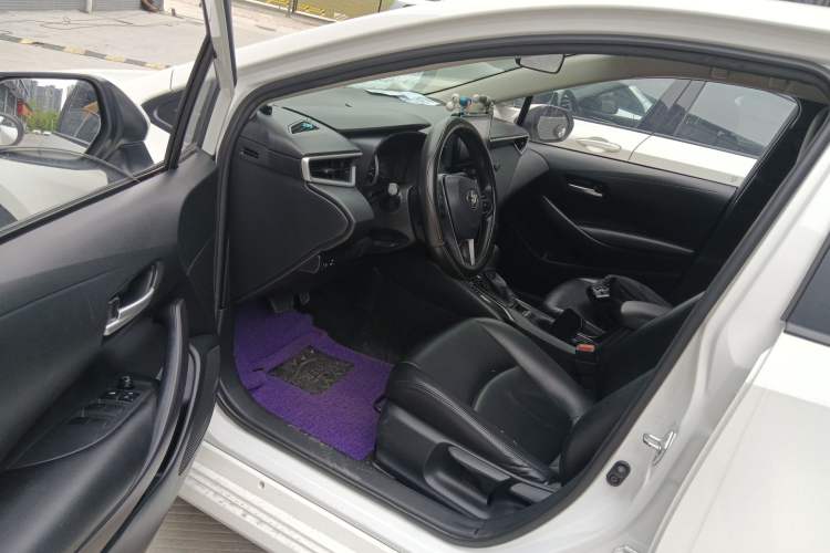 Used Toyota Corolla 2022 TNGA 1.5L CVT Pioneer Edition Driver Seat