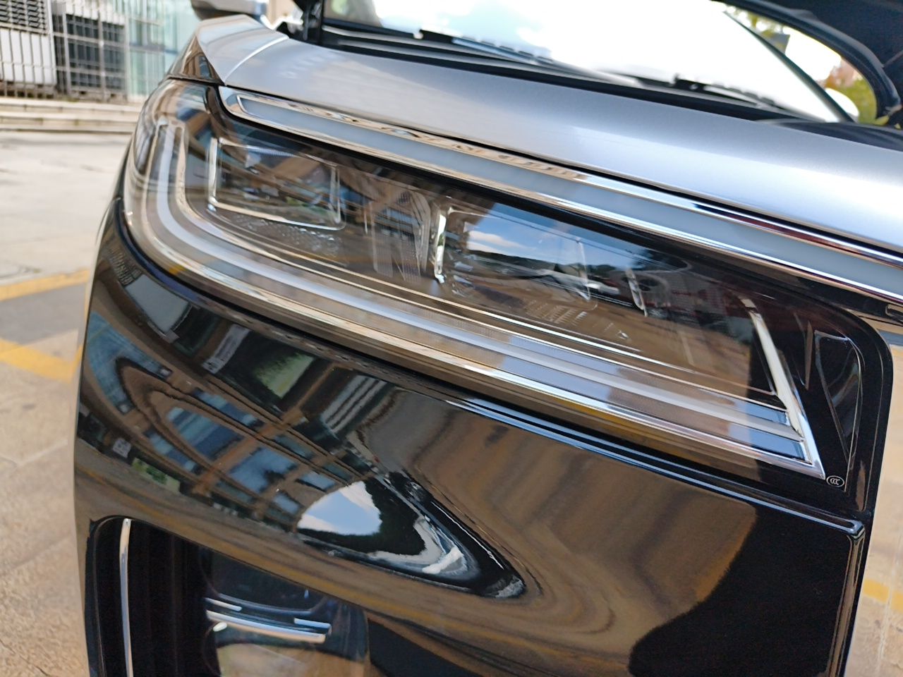 Hongqi H9 2022 2.0T Smart Connect Flagship Edition - Chinese Trim Chang — снимка 7