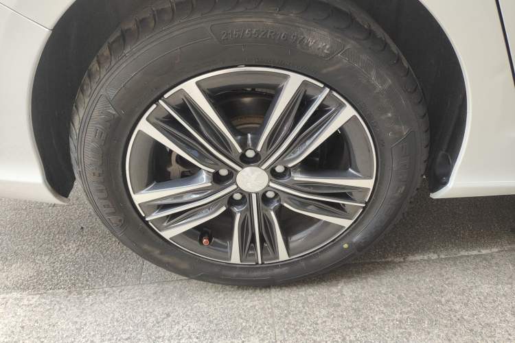 Used Peugeot 308 2018 230THP Automatic Luxury Edition Exterior 5